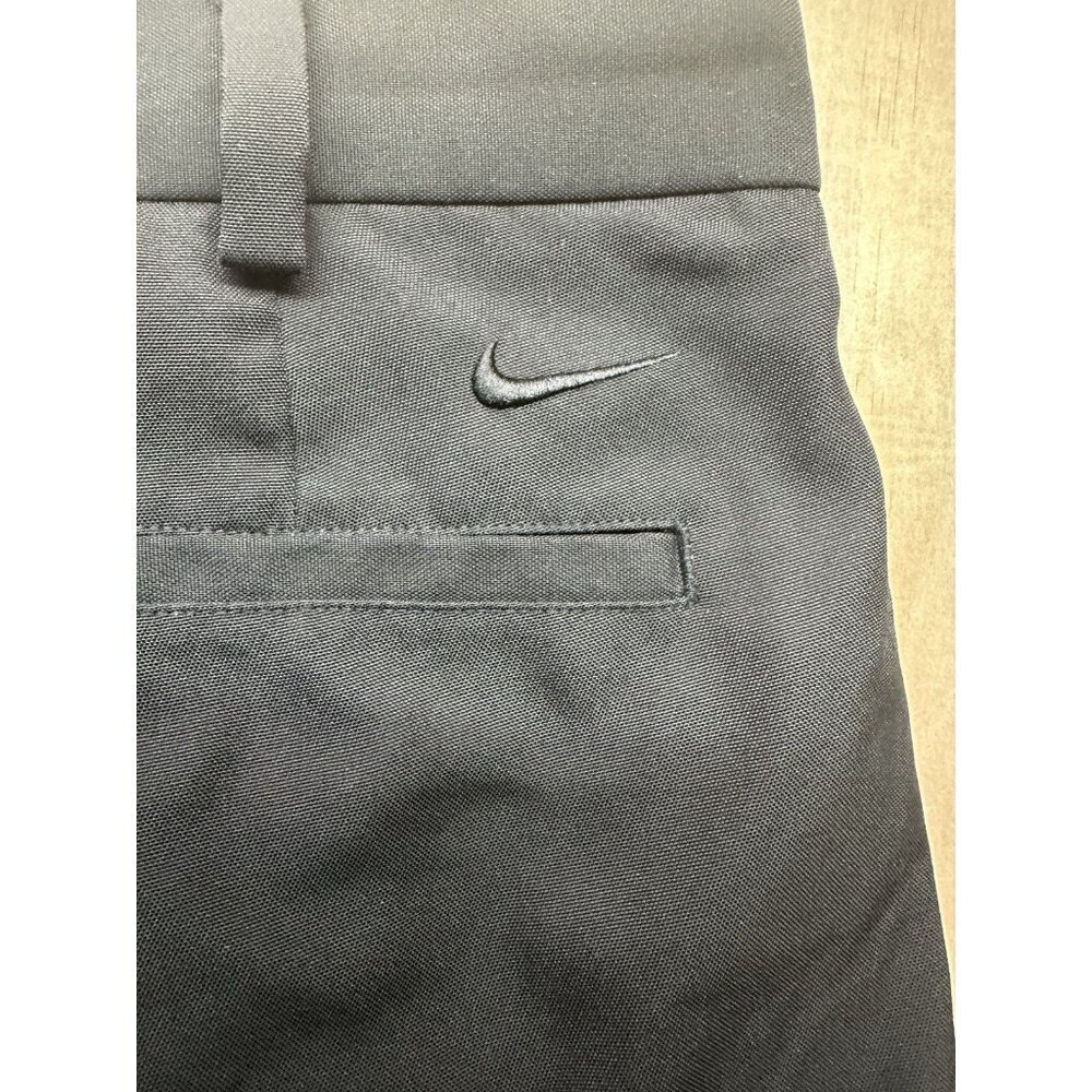 Nike Golf Dri-FIT Performance Polyester Black Golfing Shorts Size 34 Chino EUC - Picture 6 of 7